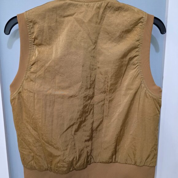 Lululemon Reversible Brown Bomber Vest – Lightweight Athletic Layering Piece - Picture 6 of 8